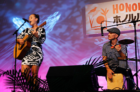 The very talented Anuhea has won Hawaii's Grammy Show, Nahoku Hano Hano Award.