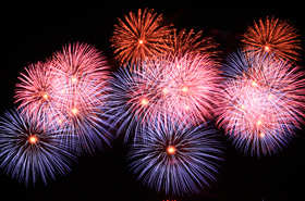 White, blue, purple, yellow, orange, the vivid colors of the fireworks decorated the evening sky.