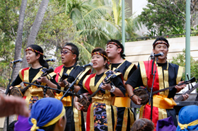 Members of Hawaii United Okinawa Association.