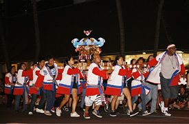 maui_mikoshi04