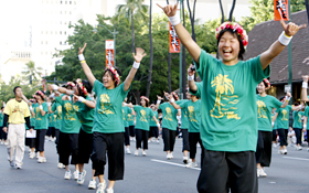 Once again, the energetic students of Sonoda Gakuen High School.