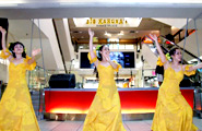 The dancers of Kyoto’s Poniohe Kaya Hula Studio share their aloha spirit